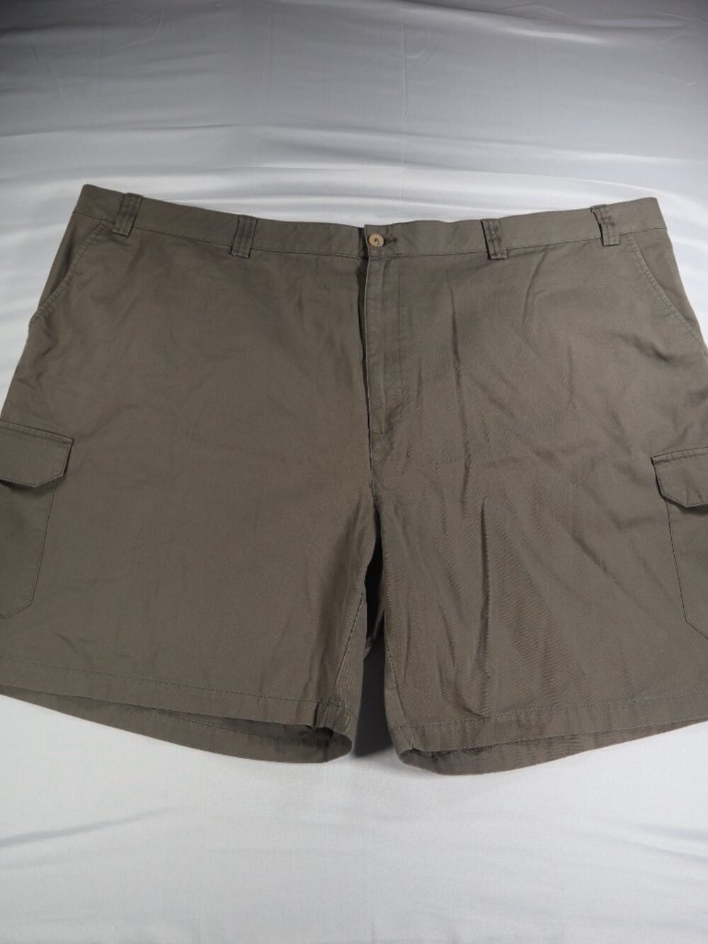 Harbor Bay Shorts Men's 54R Olive Continuous Comfort Waistband Cargo NWT B&T
